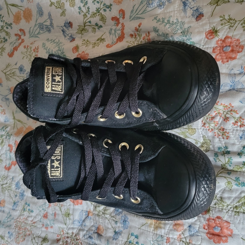Converse Women Black Sneakers